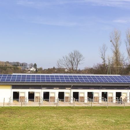 Heizung-Photovoltaik-PV-Anlage-Kollektor